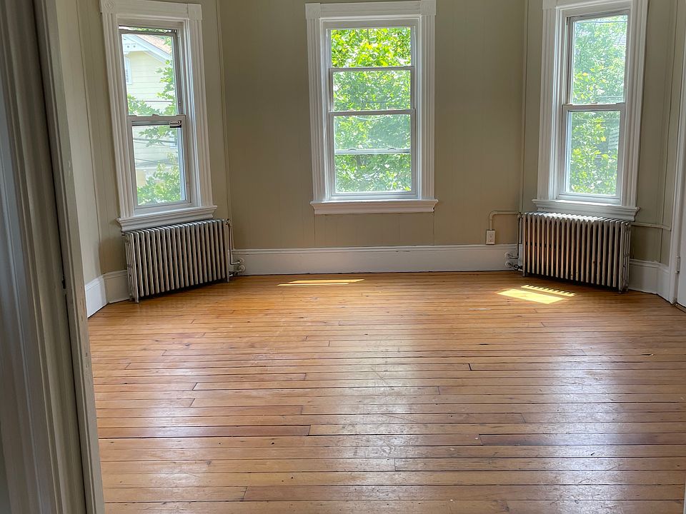 1st image of 25-29 Roanoke St #2
