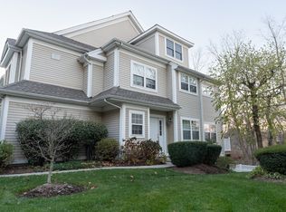 31 Underhill Dr, Pomona, NY 10970