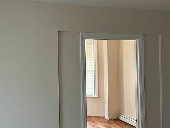 3rd image of 231 Peshine Ave #C