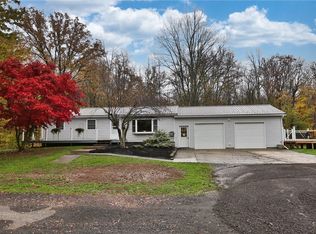 6676 N Bergen Rd, Byron, NY 14422