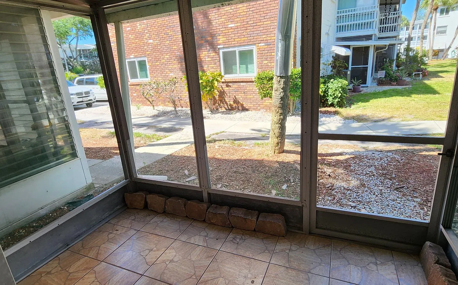 1 bed, 576 sqft, $1,050 — Photo 3