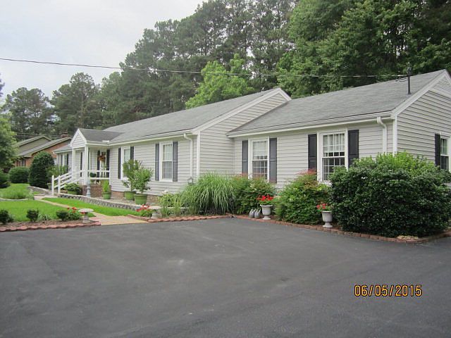 1st image of 504 Fairfield Dr