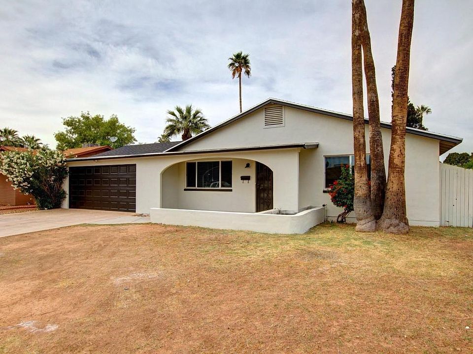 1st image of 2342 W Catalina Ave