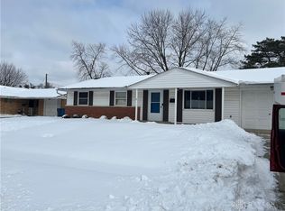 5764 Pennywell Dr, Huber Heights, OH 45424