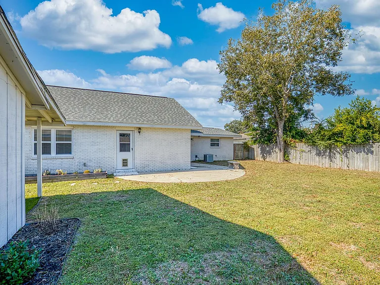 6130 Jasmine Rd — Photo 18
