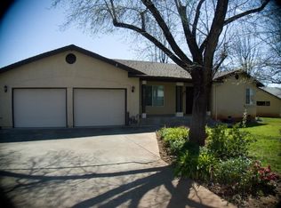 2861 Blue View St, Redding, CA 96002