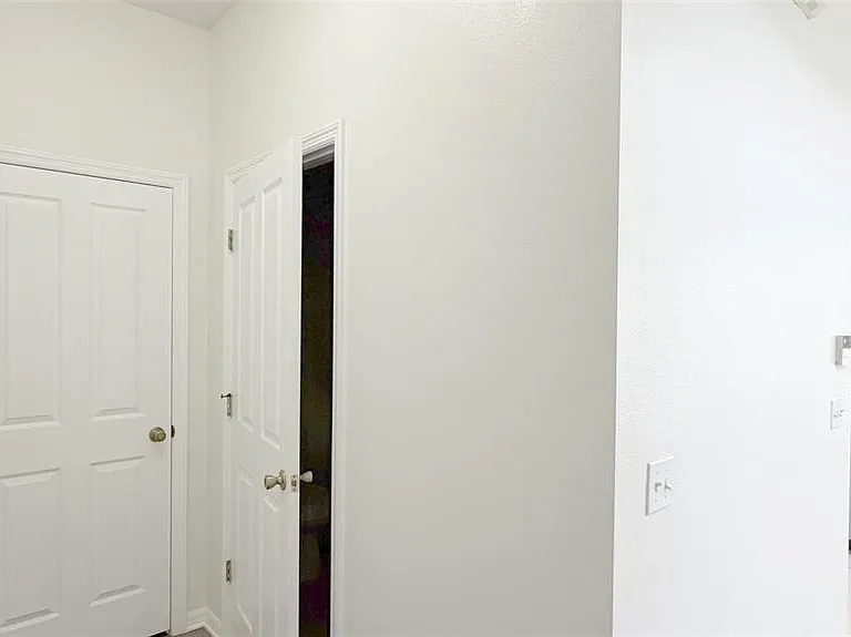 203 Madison Cir — Photo 20