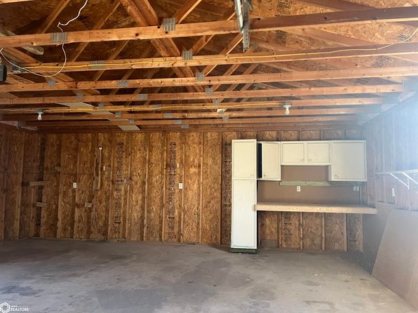 5164 Augusta Main Rd, Wever, IA 52658