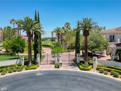 66 Innisbrook Ave, Las Vegas, NV, 89113