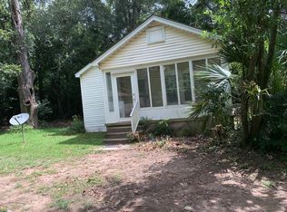 5435 Cotton St, Graceville, FL 32440