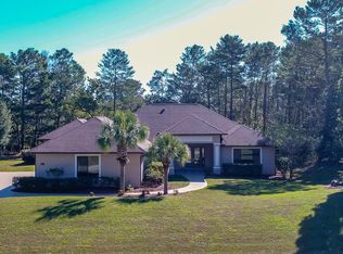 9440 Hernando Ridge Rd, Weeki Wachee, FL 34613