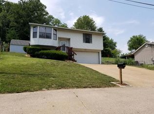 1137 New Towne Rd, Arnold, MO 63010