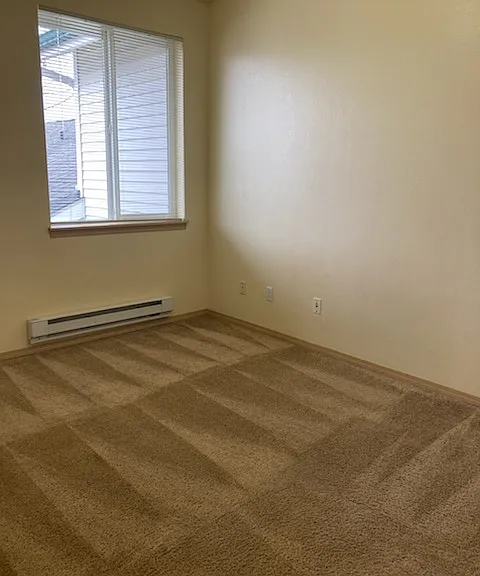 Oasis Apartments — Photo 36