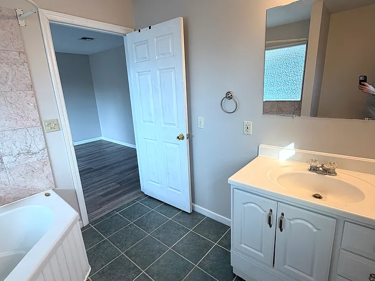 112 Tennyson Ave — Photo 26