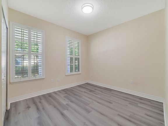 2nd image of 11701 Verrazano Dr