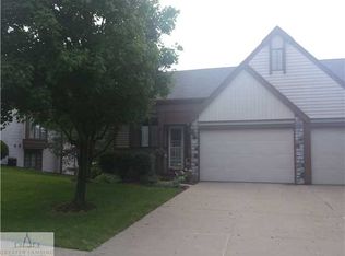 6826 Springtree Ln, Lansing, MI 48917