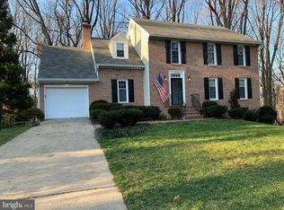 9926 Wooden Hawk Ct, Burke, VA 22015