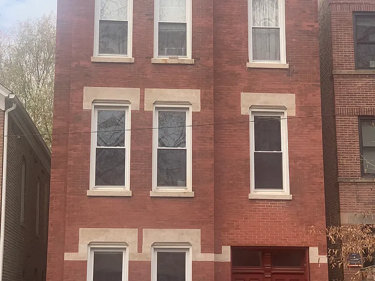 854 N Hermitage Ave #2F — Photo 1