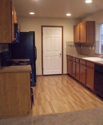 3rd image of 18506 115th Ave E