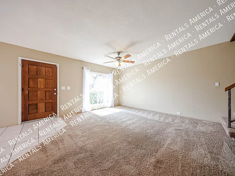 4809 E Euclid Ave #1 — Photo 5