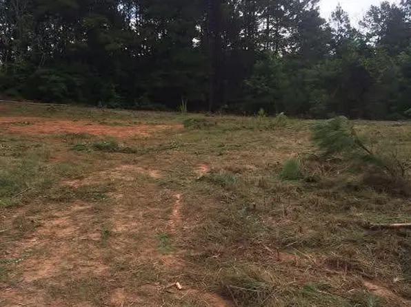 275 Rocky Point Rd, Covington, GA 30014