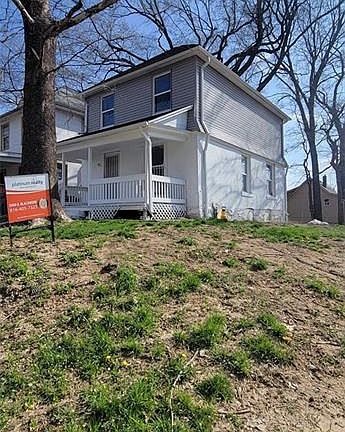 2nd image of 403 Askew Ave
