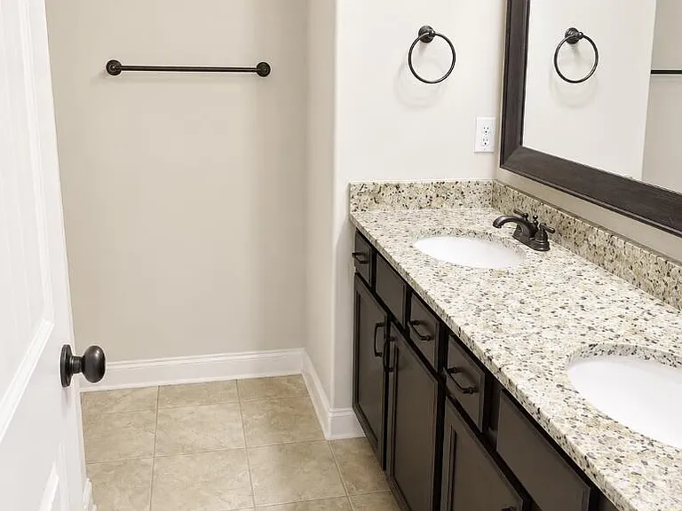 842 Herrington Dr — Photo 17