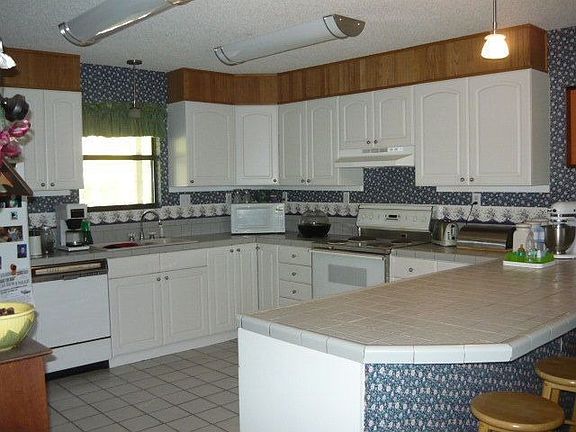 5th image of 143 County Road 2393
