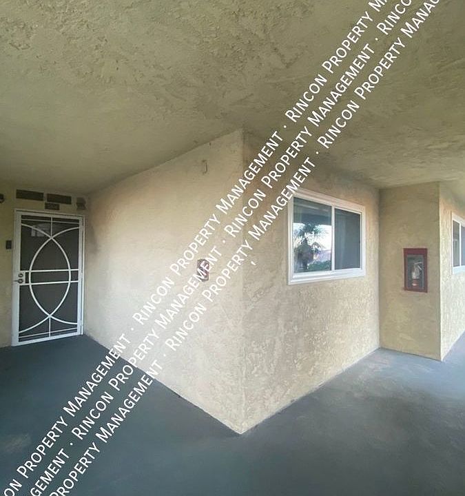 1st image of 568 Ebbtide Cir