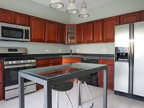 3rd image of 6097 Canterbury Ln #30-1