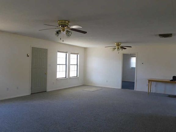 2nd image of 1300 N Pixley St