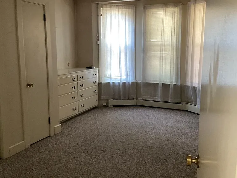 326 E Orange St — Photo 12