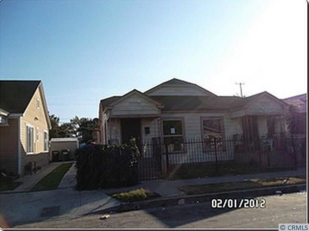 2nd image of 1428 W 38th St