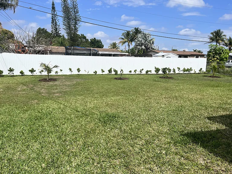11535 SW 139th Ter — Photo 16