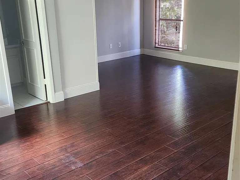 2127 Manor Green Dr — Photo 21