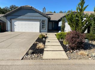 3257 Grace Dr, Diamond Springs, CA 95619