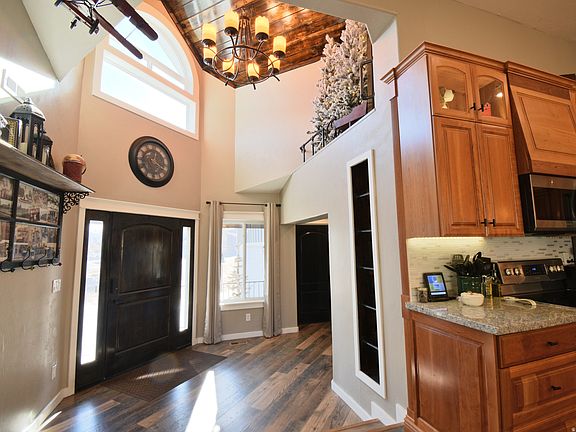 4th image of 656 S Bullion Canyon Rd