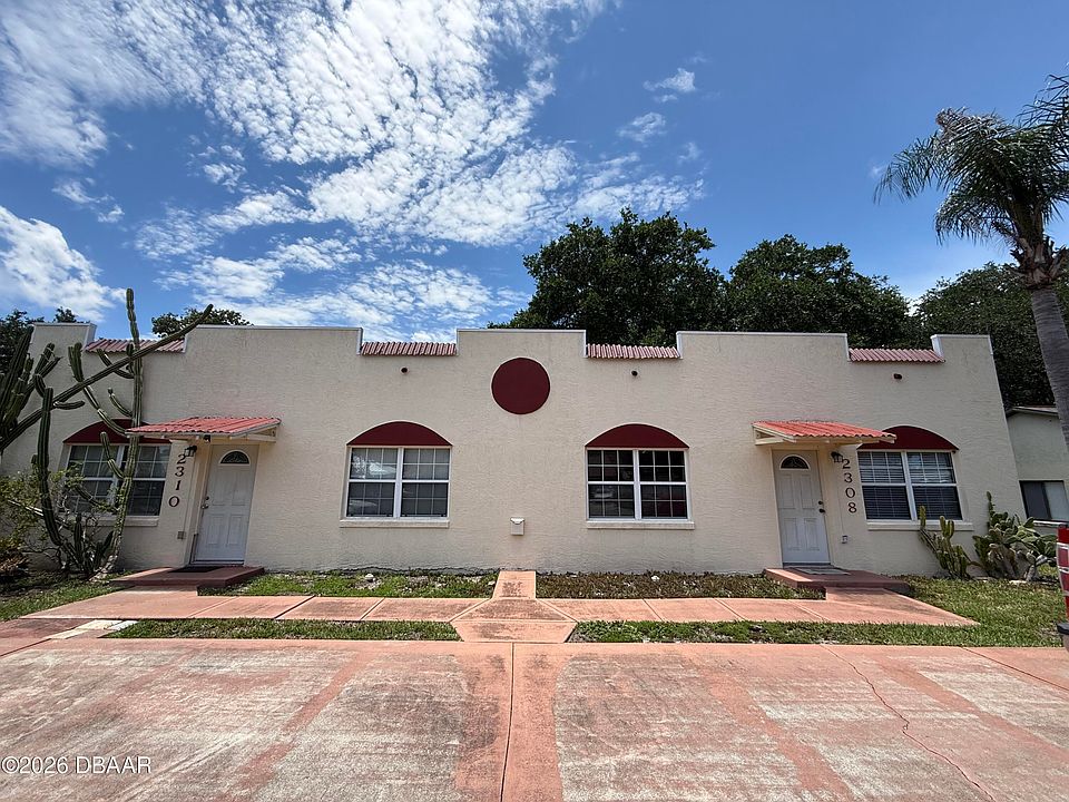 1st image of 2308 Fern Palm Dr