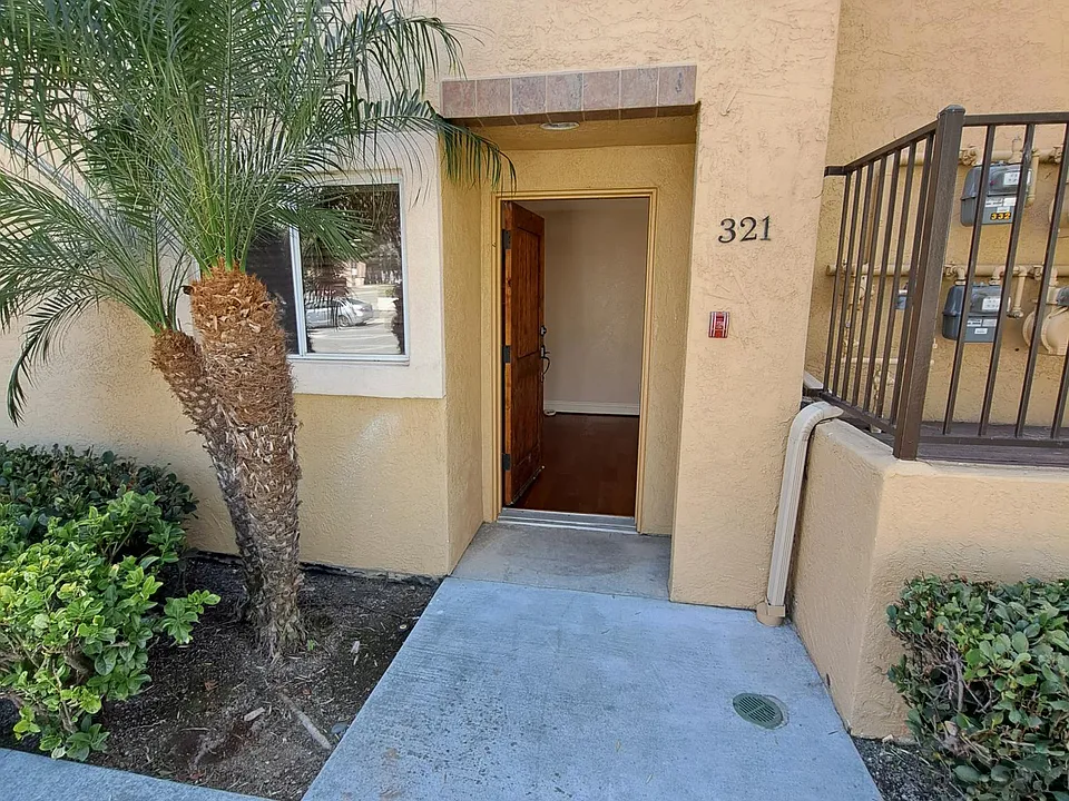 3985 Nobel Dr #321