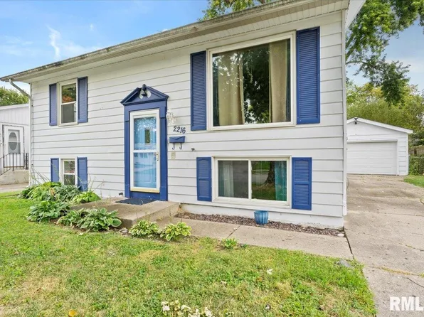 2216 Ramsey Rd, Springfield, IL 62702