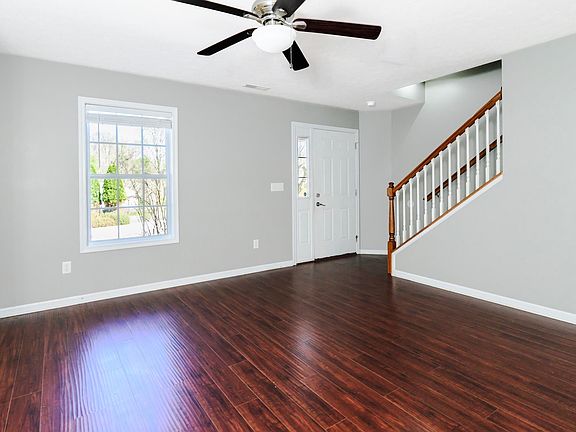 5th image of 1250 W Adams Hill Cir APT 402