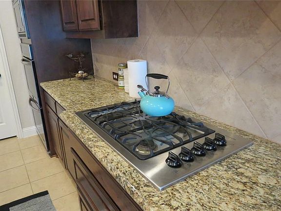 5th image of 1245 Teton Dr
