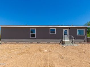 368 Peretz Cir, Morristown, AZ 85342