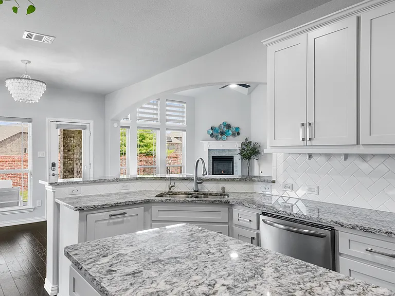 3217 Austin Bayou Trl — Photo 14