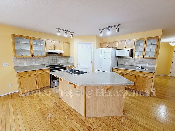 2nd image of 13434 159a Ave NW