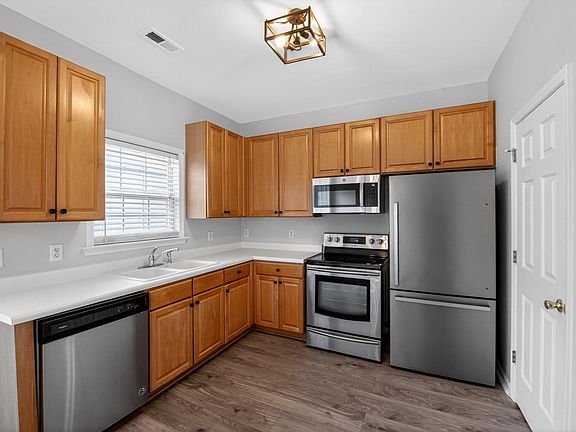 4th image of 257 Dairy Rd