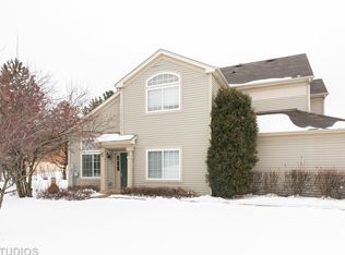 3613 Roanoke Ave #3613, Carpentersville, IL 60110