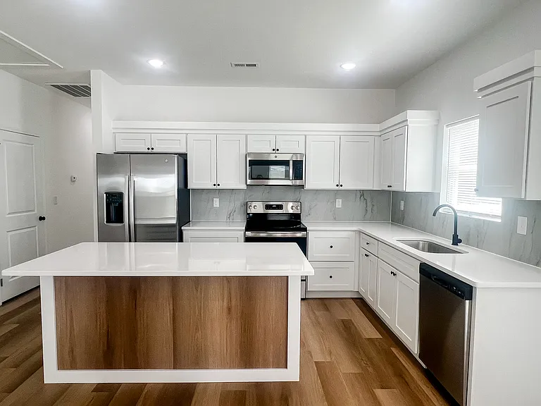 262 Hummingbird Ln — Photo 5