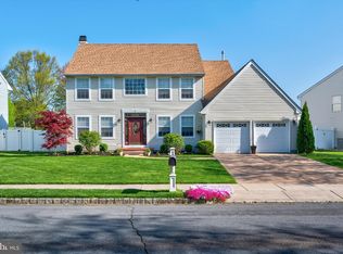 3 Northgate Dr, Laurel Springs, NJ 08021