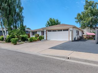 1442 Avalon Dr, Medford, OR 97501